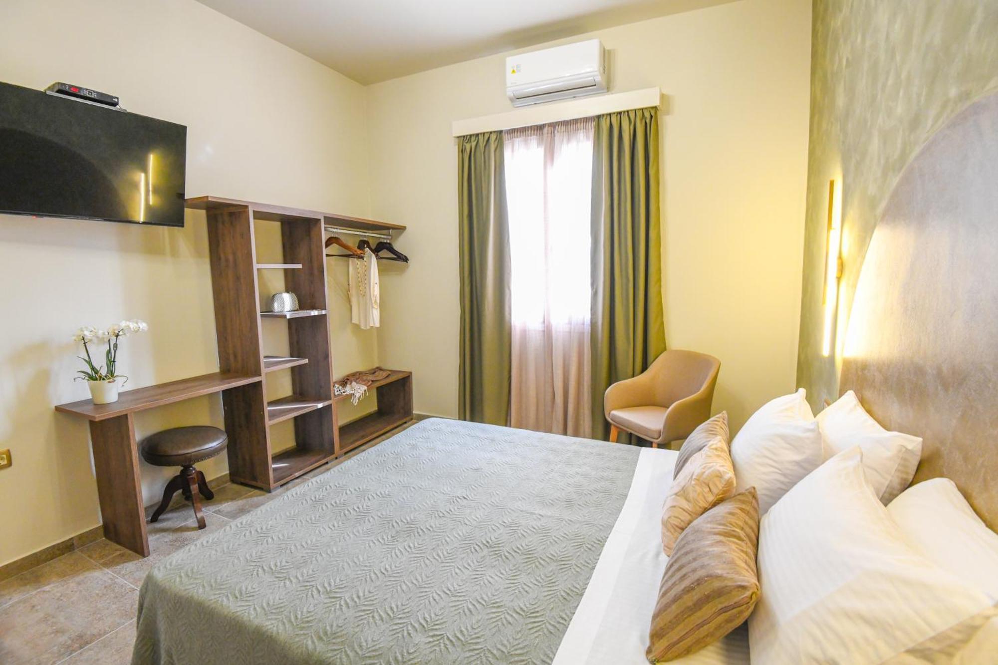 Vivis Hub Aparthotel Argostoli  Eksteriør bilde