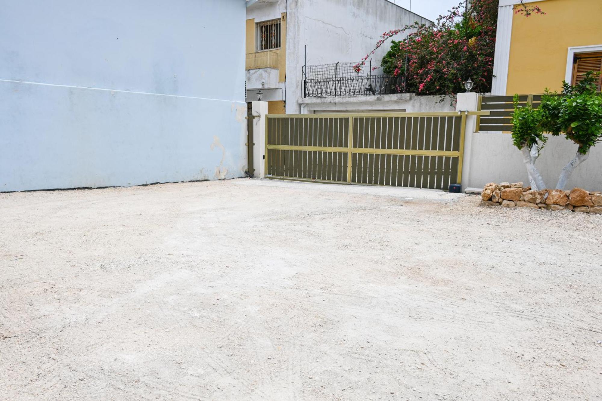 Vivis Hub Aparthotel Argostoli  Eksteriør bilde